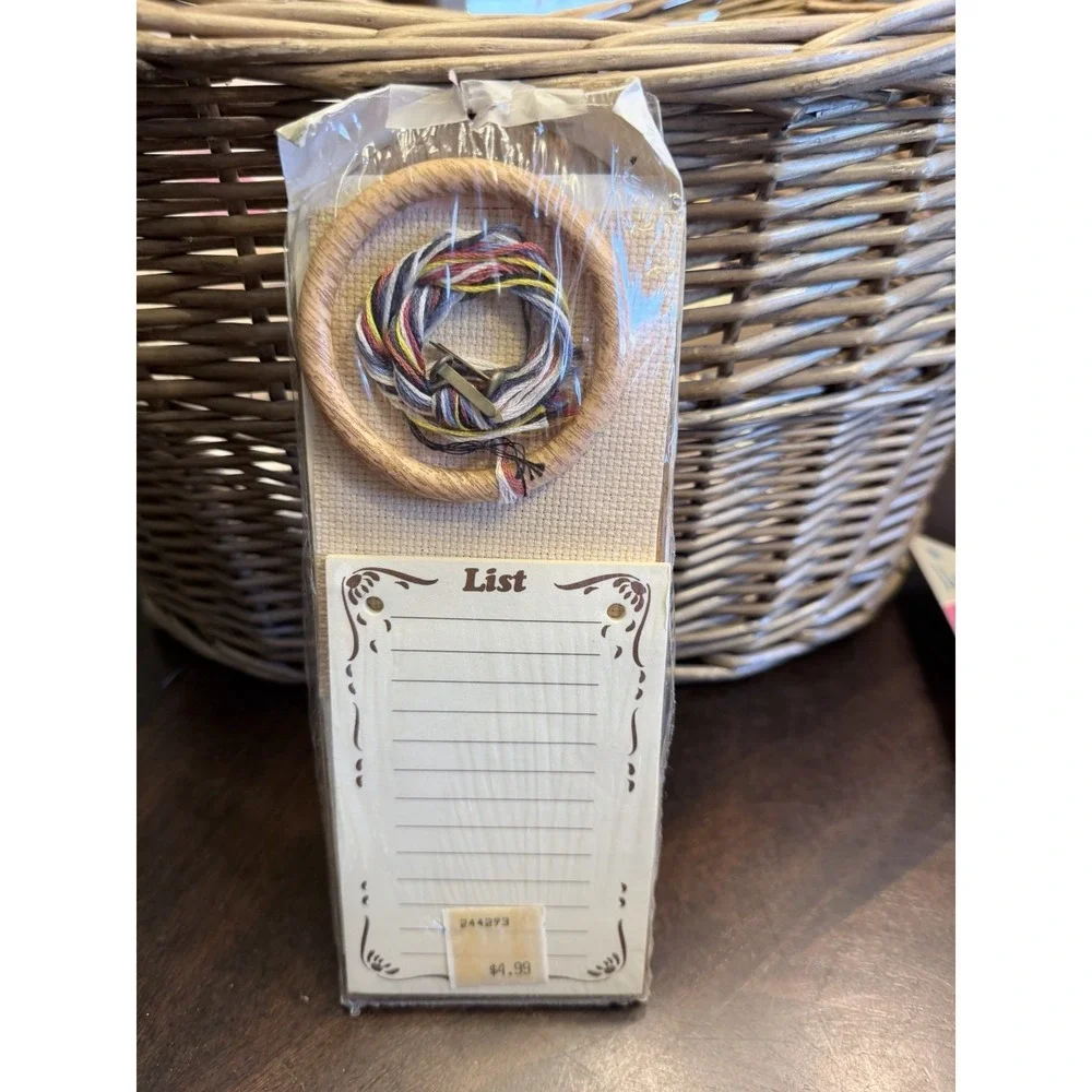 Cross Stitch Notations Ewe's Fluffy 052135 List Pad NIP